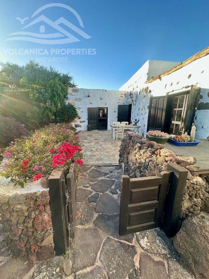 5 sypialnia Willa na sprzedaż w Tiagua z basenem - 895 000 € (Ref: 9448572)