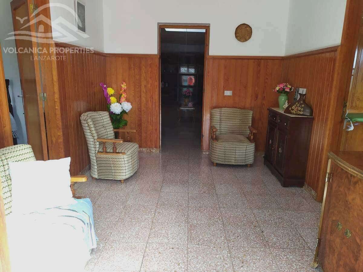 4 slaapkamer Villa te koop in Rosiana met garage - € 325.000 (Ref: 9471056)