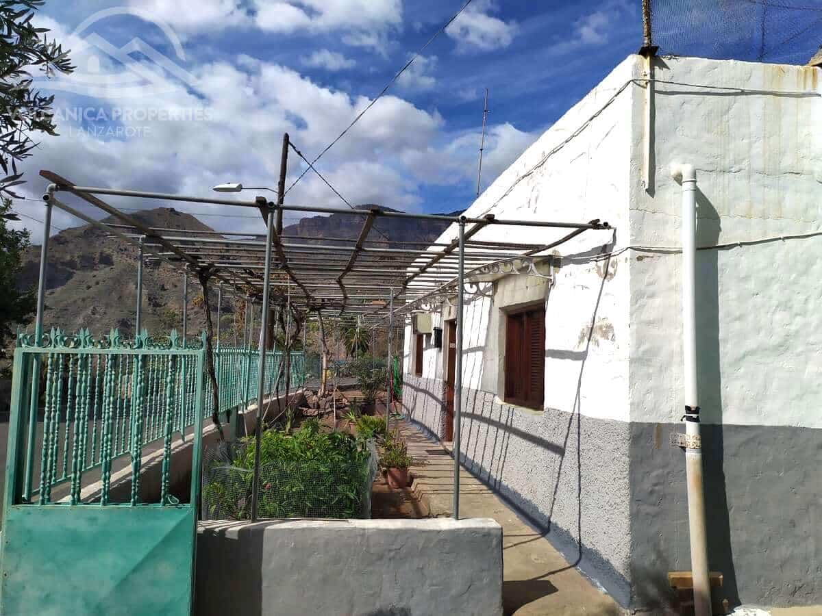 4 slaapkamer Villa te koop in Rosiana met garage - € 325.000 (Ref: 9471056)