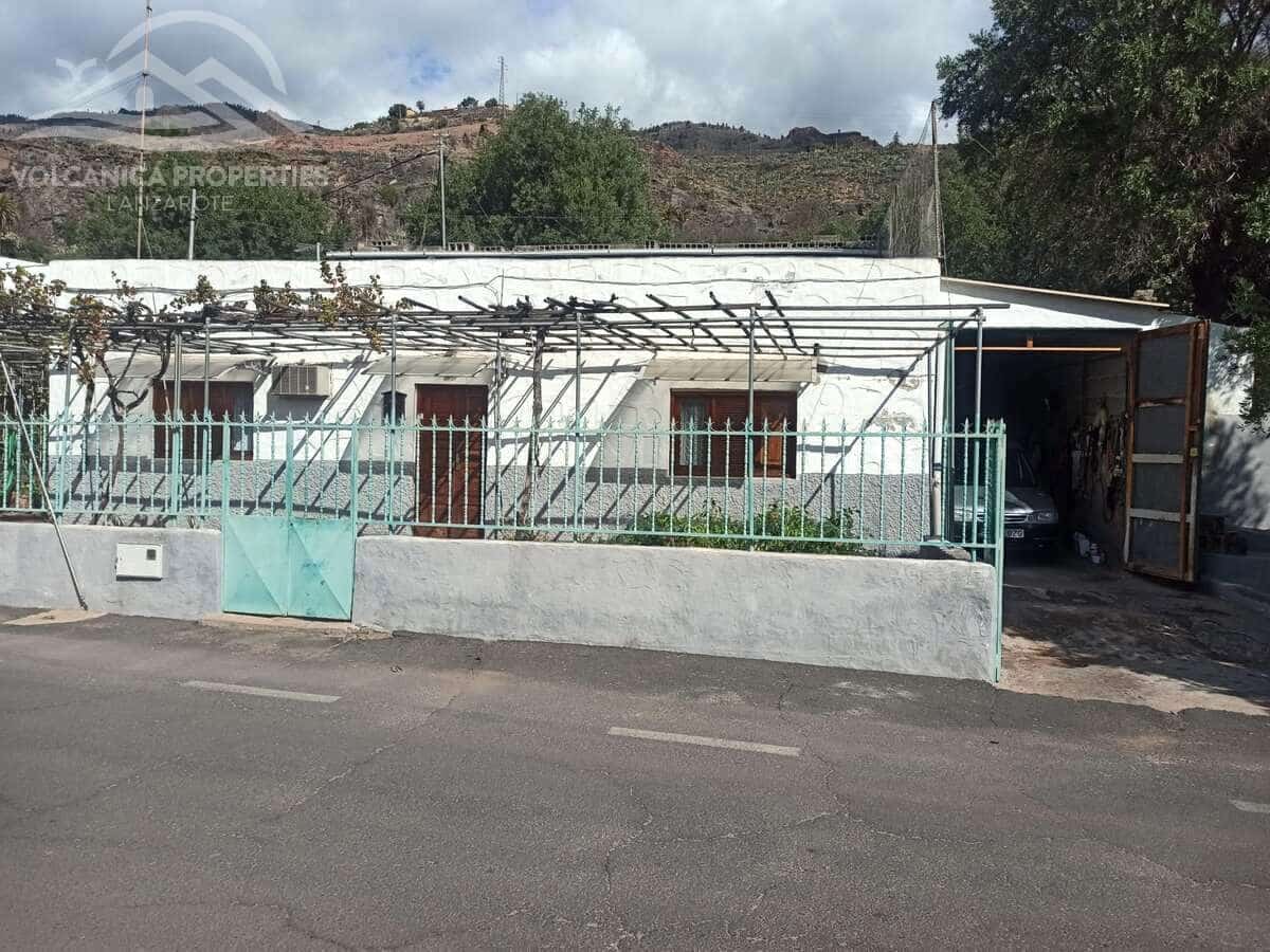 4 slaapkamer Villa te koop in Rosiana met garage - € 325.000 (Ref: 9471056)