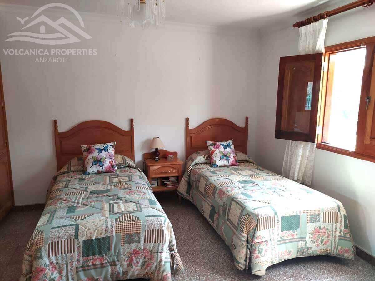 4 chambre Villa/Maison à vendre à Rosiana avec garage - 310 000 € (Ref: 9471056)