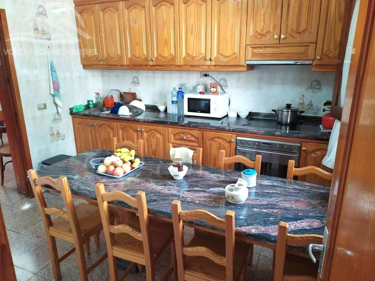 4 chambre Villa/Maison à vendre à Rosiana avec garage - 310 000 € (Ref: 9471056)