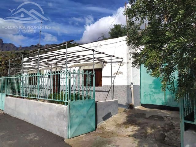 4 chambre Villa/Maison à vendre à Rosiana, Santa Lucía de Tirajana avec garage - 310 000 € (Ref: 9471056)