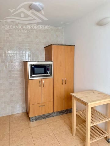 2 soveværelse Lejlighed til salg i Arrecife - € 199.000 (Ref: 9689938)