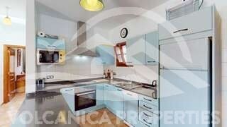 Chalet de 1 habitación en Playa Blanca en venta con piscina - 475.000 € (Ref: 9745212)