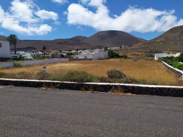 Building Plot for sale in Máguez, Haría - € 175,000 (Ref: 9772599)