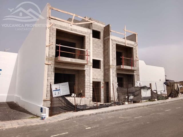 2 slaapkamer Appartement te koop in La Santa, Tinajo - € 349.000 (Ref: 9795943)