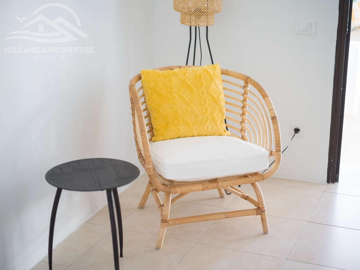 5 bedroom Villa for sale in Ye - € 379,000 (Ref: 9828172)