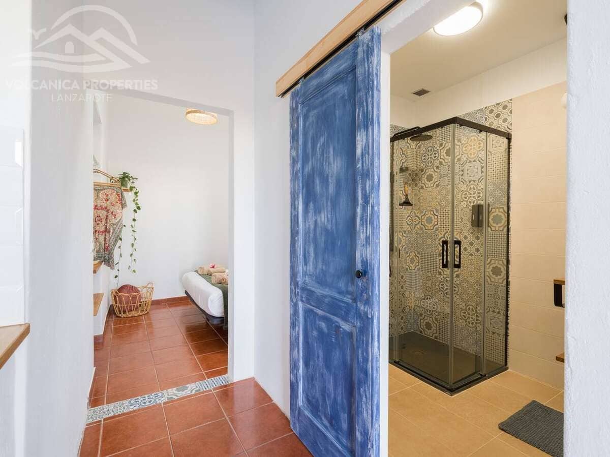5 bedroom Villa for sale in Ye - € 379,000 (Ref: 9828172)