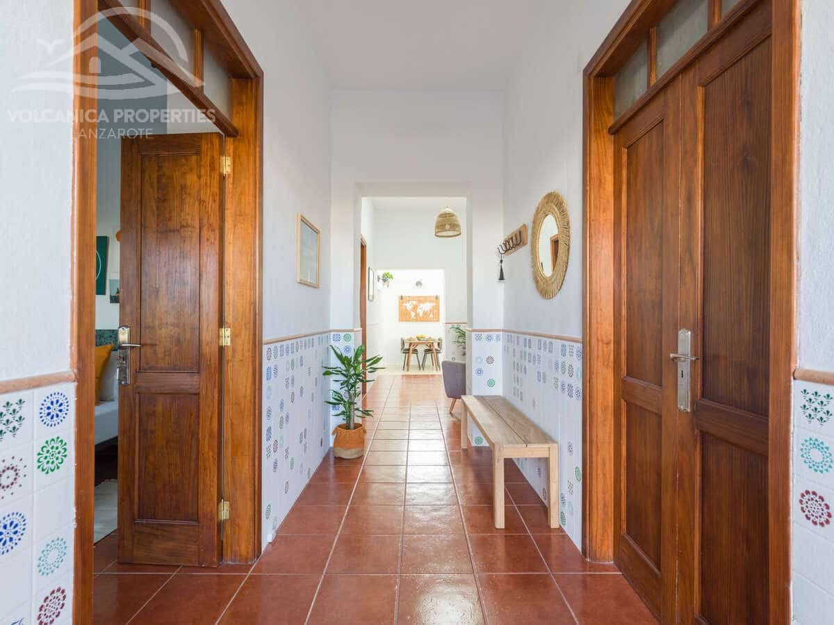 5 bedroom Villa for sale in Ye - € 379,000 (Ref: 9828172)