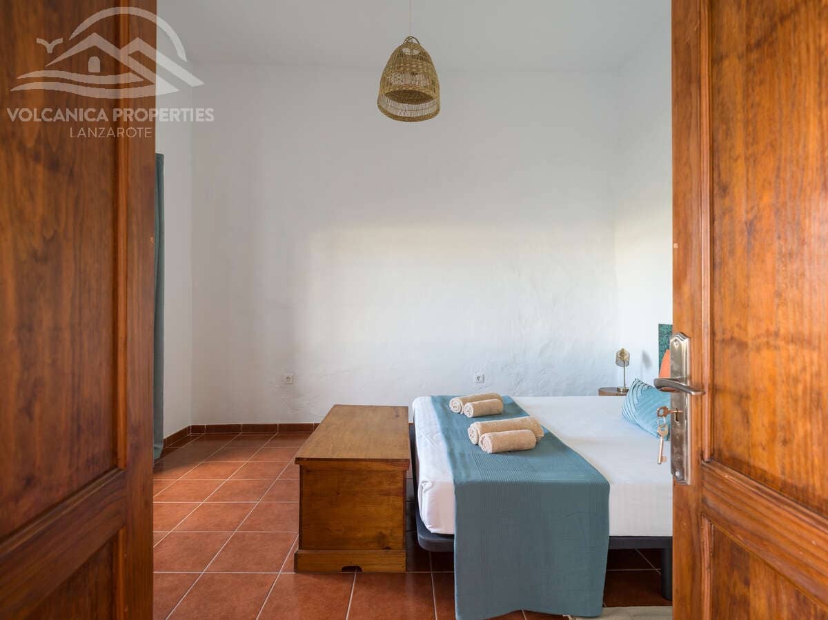 5 bedroom Villa for sale in Ye - € 379,000 (Ref: 9828172)