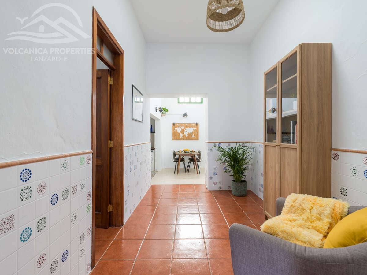 5 bedroom Villa for sale in Ye - € 379,000 (Ref: 9828172)
