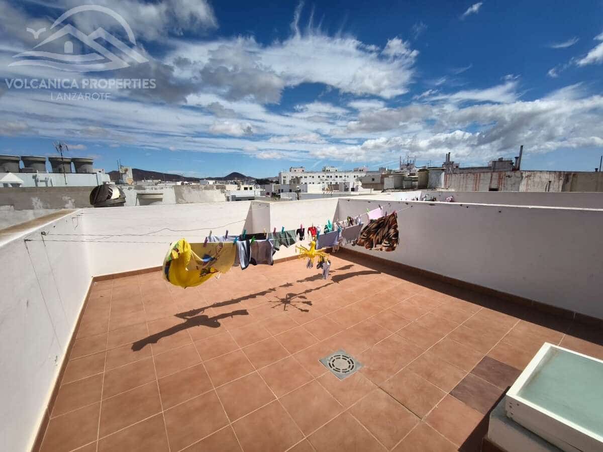 2 soverom Leilighet til salgs i Arrecife - € 165 000 (Ref: 9888642)