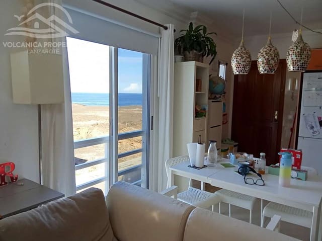 2 soveværelse Lejlighed til salg i La Santa, Tinajo - € 230.000 (Ref: 9917665)