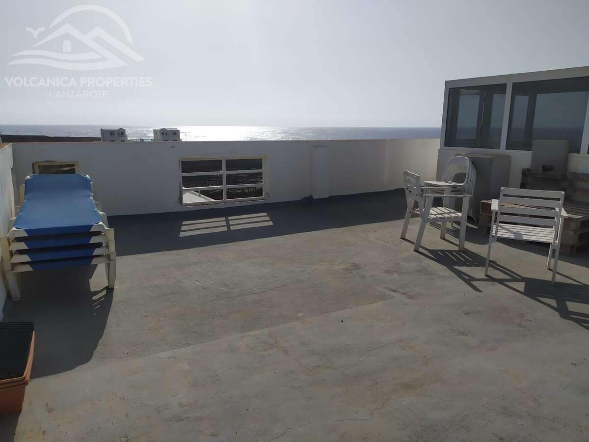 2 bedroom Apartment for sale in La Santa - € 231,000 (Ref: 9917665)