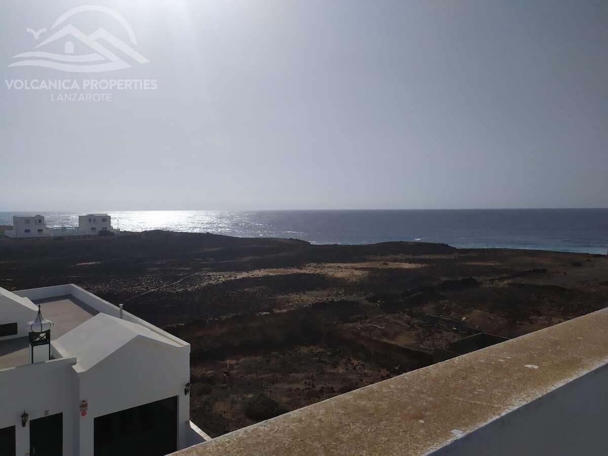 2 bedroom Apartment for sale in La Santa - € 231,000 (Ref: 9917665)