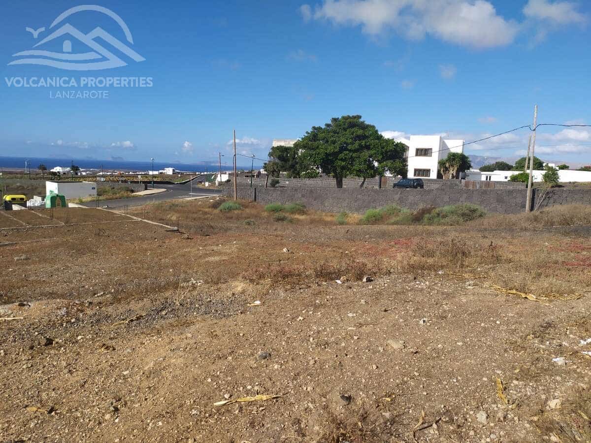 Building Plot for sale in Tinajo - € 115,000 (Ref: 9961864)