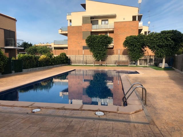 2 soveværelse Lejlighed til salg i Roda de Barà med swimmingpool garage - € 195.000 (Ref: 9175320)