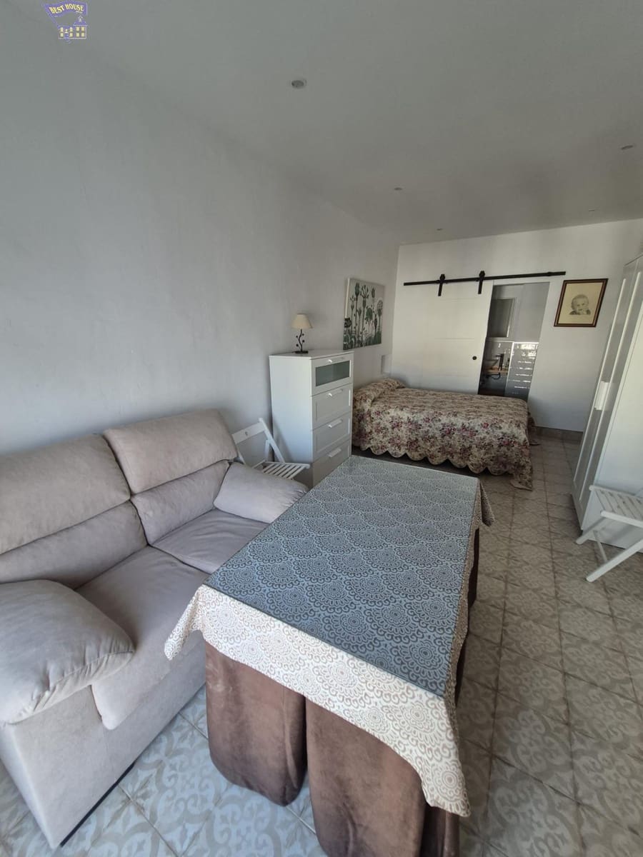 Appartement de 1 chambre à louer à Arcos de la Frontera - 400 € (Ref: 10011615)