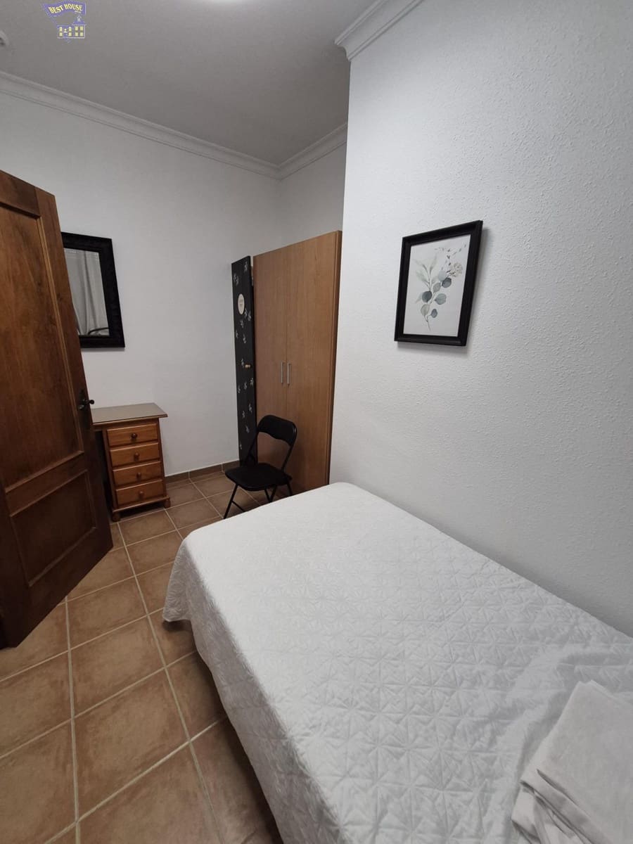 Appartement de 2 chambres à louer à Arcos de la Frontera - 480 € (Ref: 10017666)