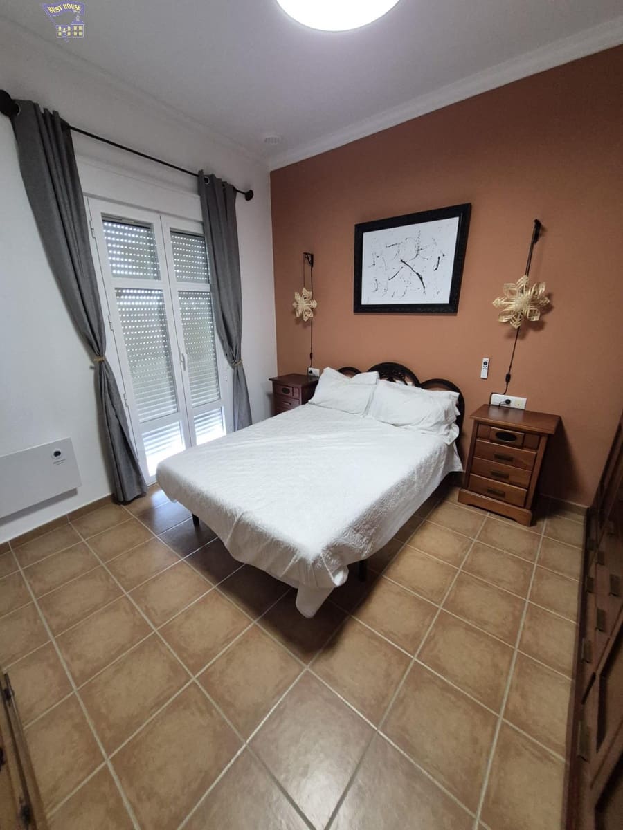 Appartement de 2 chambres à louer à Arcos de la Frontera - 480 € (Ref: 10017666)