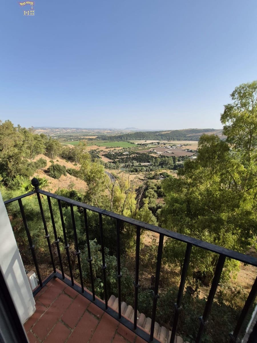 Appartement de 2 chambres à louer à Arcos de la Frontera - 480 € (Ref: 10017666)