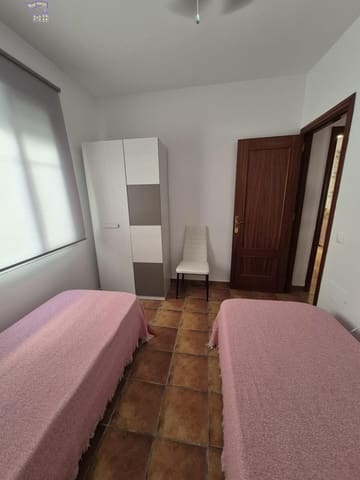 2 bedroom Penthouse for rent in Arcos de la Frontera - € 500 (Ref: 10022631)