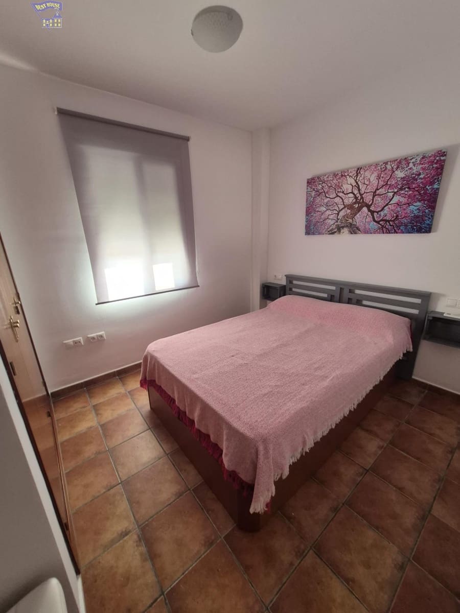 2 bedroom Penthouse for rent in Arcos de la Frontera - € 500 (Ref: 10022631)