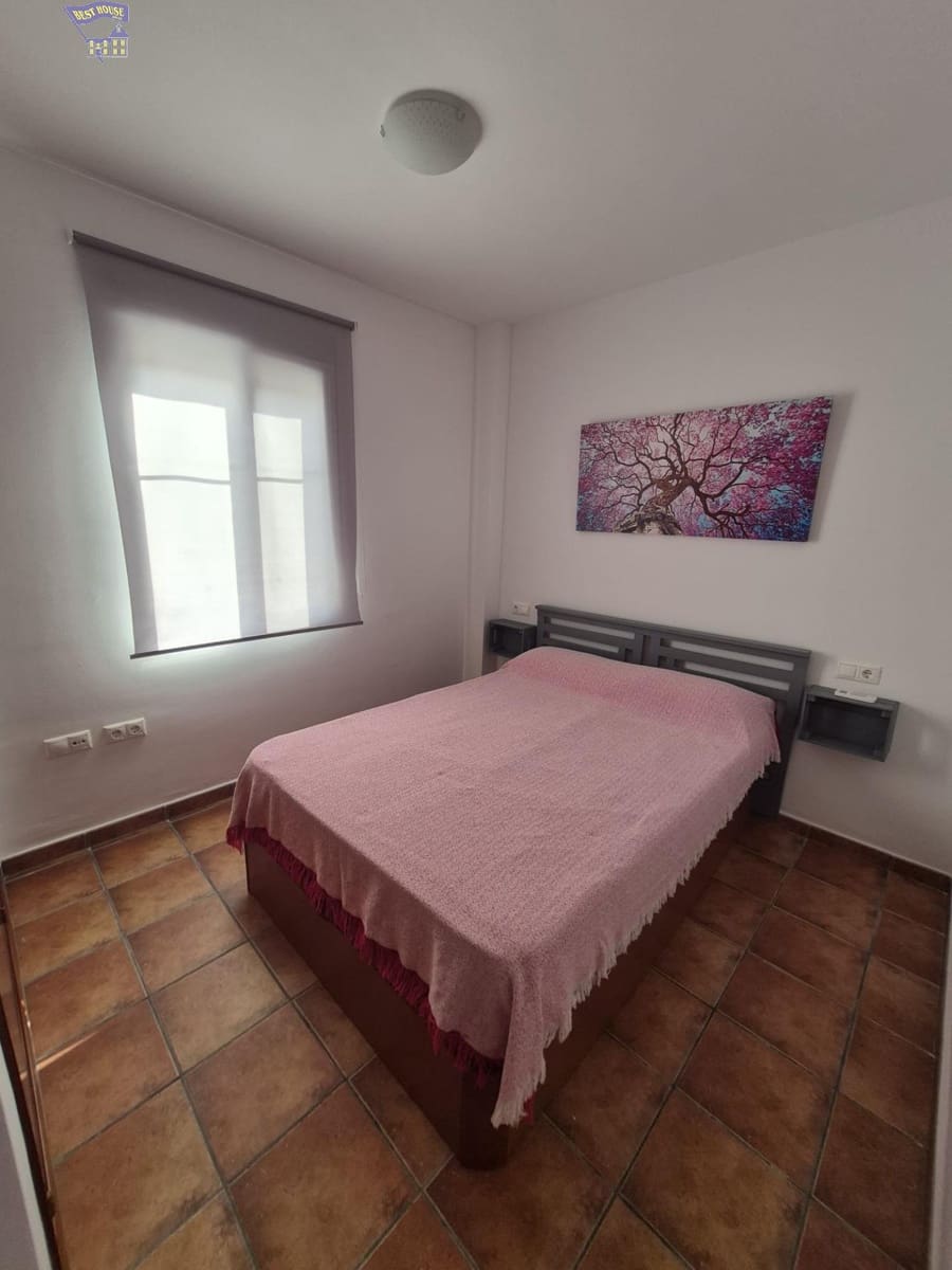 2 bedroom Penthouse for rent in Arcos de la Frontera - € 500 (Ref: 10022631)