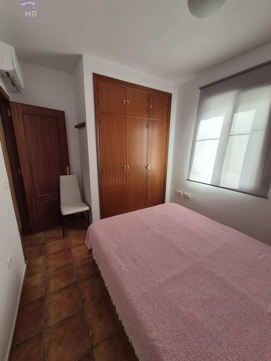 2 bedroom Penthouse for rent in Arcos de la Frontera - € 500 (Ref: 10022631)
