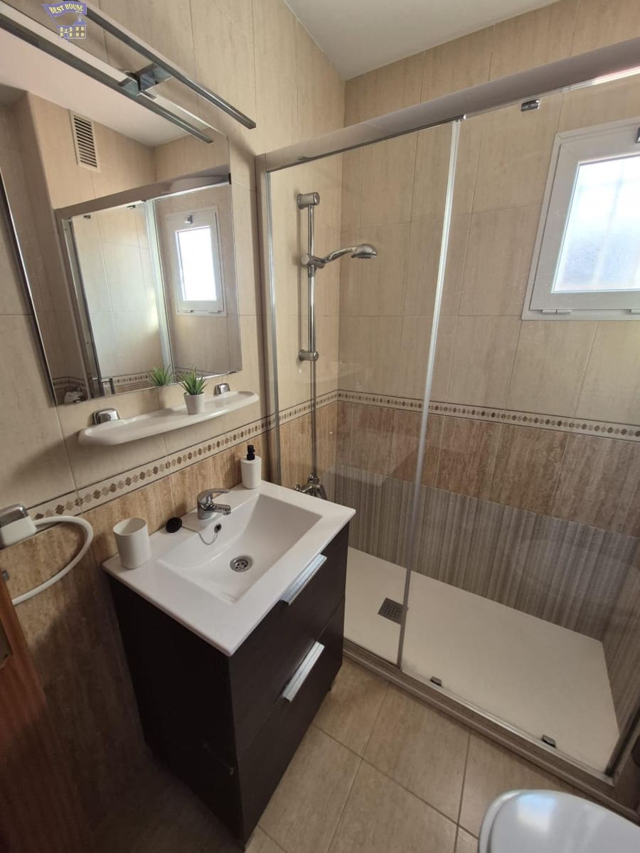 2 bedroom Penthouse for rent in Arcos de la Frontera - € 500 (Ref: 10022631)