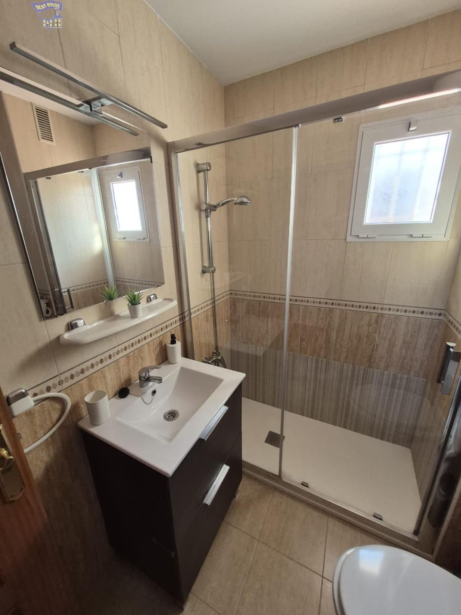 2 bedroom Penthouse for rent in Arcos de la Frontera - € 500 (Ref: 10022631)
