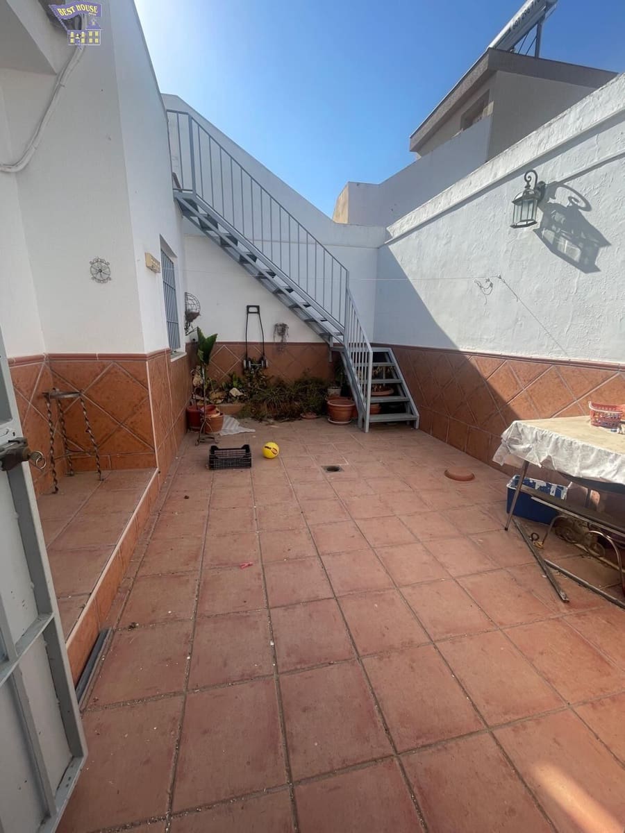 3 quarto Casa em Banda para venda em Arcos de la Frontera - 186 000 € (Ref: 10030713)