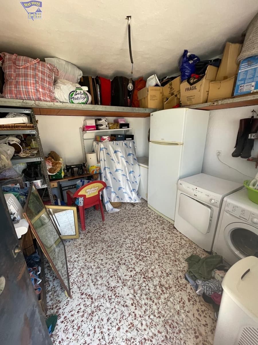 3 soveværelse Finca/Landehus til salg i Arcos de la Frontera med swimmingpool garage - € 170.000 (Ref: 3564679)