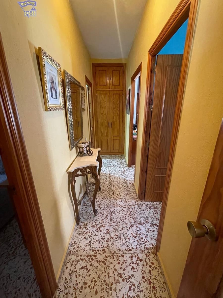 3 soveværelse Finca/Landehus til salg i Arcos de la Frontera med swimmingpool garage - € 170.000 (Ref: 3564679)