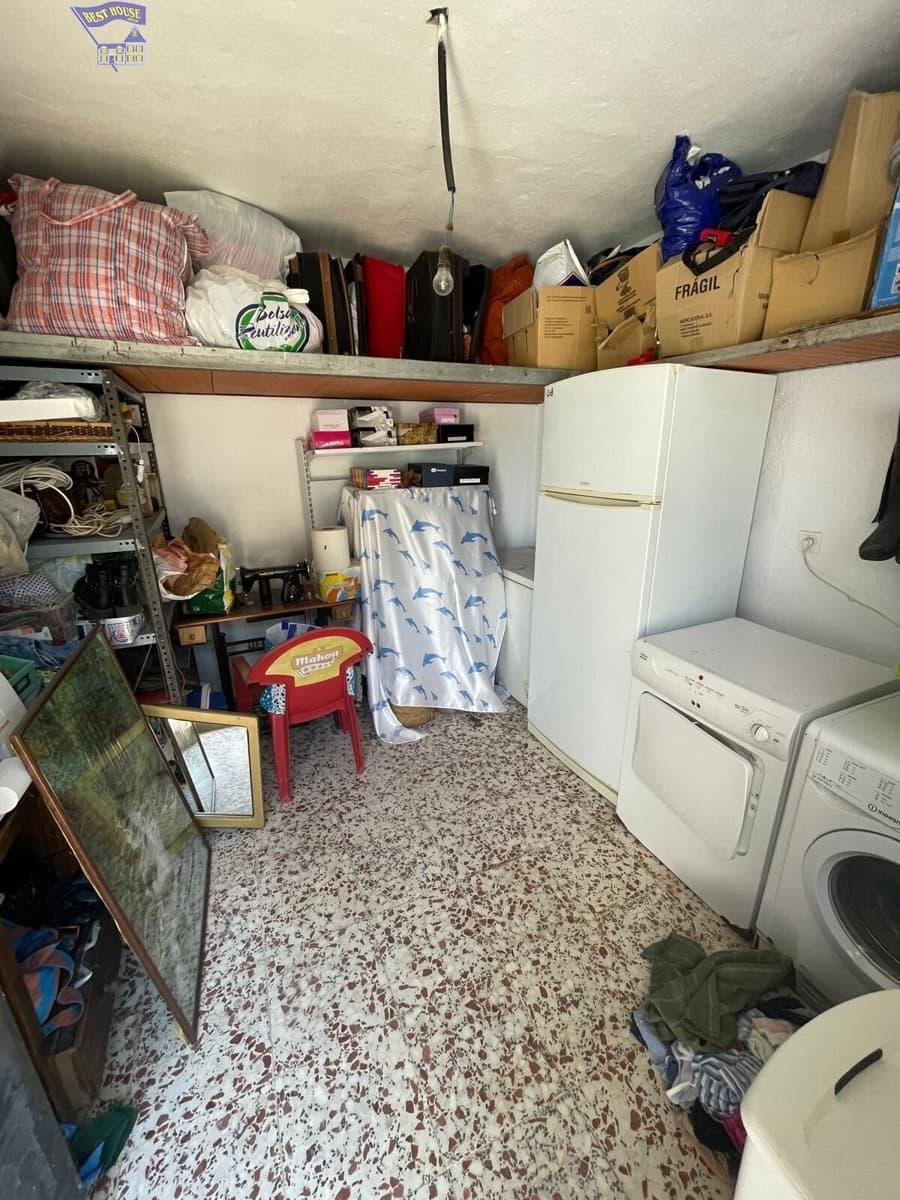 3 soveværelse Finca/Landehus til salg i Arcos de la Frontera med swimmingpool garage - € 170.000 (Ref: 3564679)