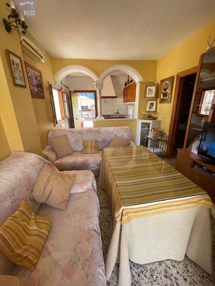 3 soveværelse Finca/Landehus til salg i Arcos de la Frontera med swimmingpool garage - € 170.000 (Ref: 3564679)