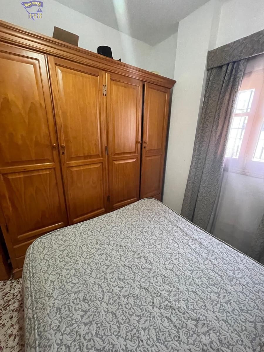 3 soveværelse Finca/Landehus til salg i Arcos de la Frontera med swimmingpool garage - € 170.000 (Ref: 3564679)