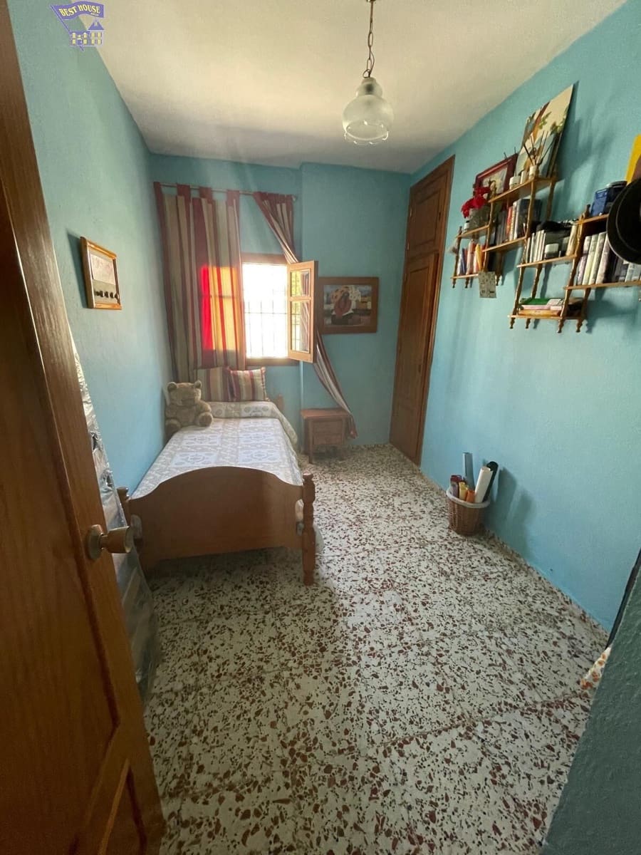 3 soveværelse Finca/Landehus til salg i Arcos de la Frontera med swimmingpool garage - € 170.000 (Ref: 3564679)