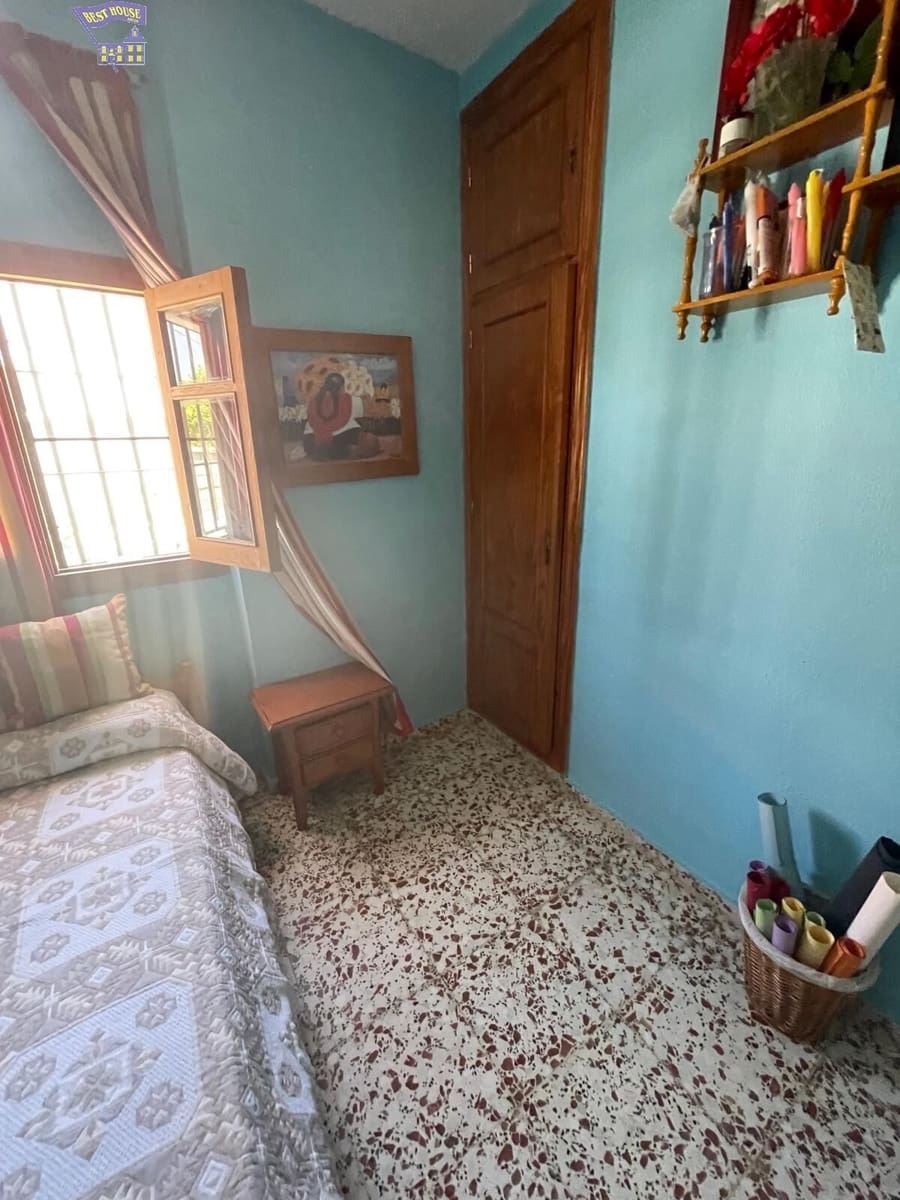 3 soveværelse Finca/Landehus til salg i Arcos de la Frontera med swimmingpool garage - € 170.000 (Ref: 3564679)