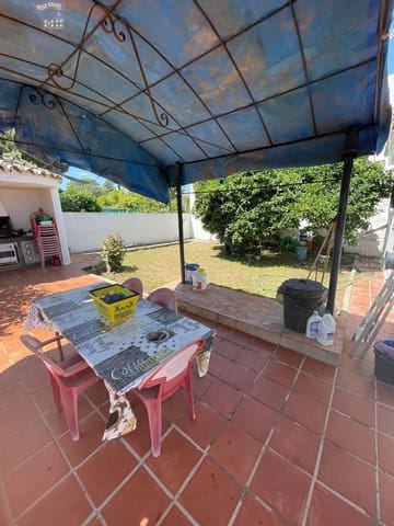 3 soveværelse Finca/Landehus til salg i Arcos de la Frontera med swimmingpool garage - € 170.000 (Ref: 3564679)