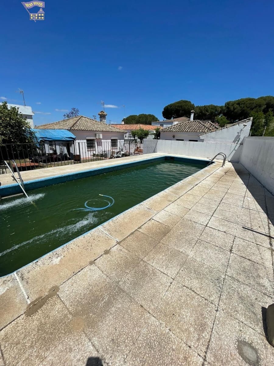 3 soveværelse Finca/Landehus til salg i Arcos de la Frontera med swimmingpool garage - € 170.000 (Ref: 3564679)
