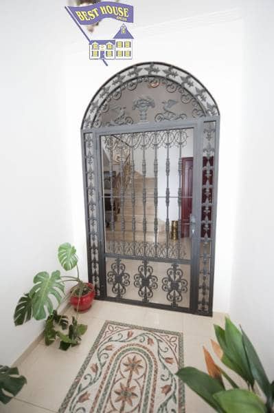 5 bedroom Villa for sale in Arcos de la Frontera with pool garage - € 600,000 (Ref: 3564730)