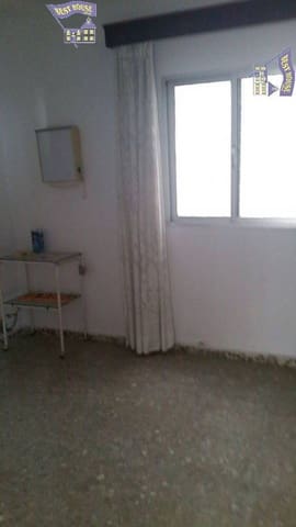 Erhverv til salg i Arcos de la Frontera - € 55.000 (Ref: 3564731)