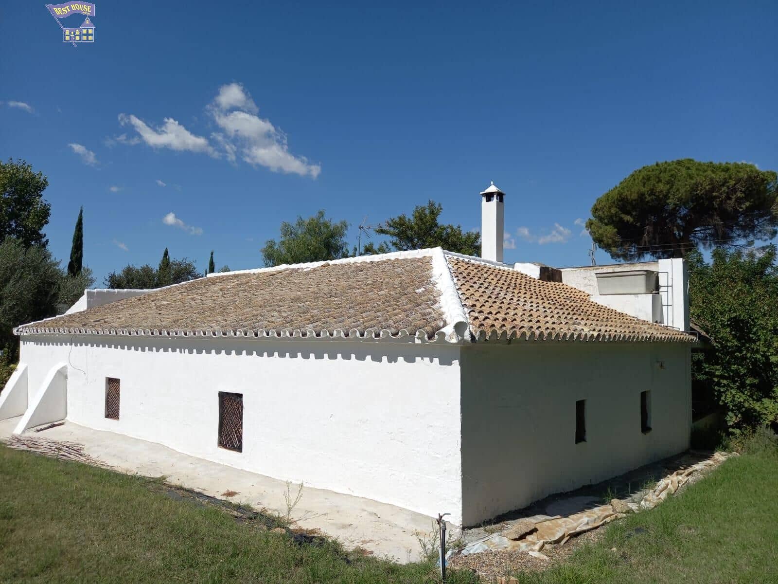 4 bedroom Finca/Country House for sale in Arcos de la Frontera with garage - € 300,000 (Ref: 3564761)