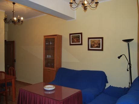 3 bedroom Flat for rent in Arcos de la Frontera - € 370 (Ref: 3564844)