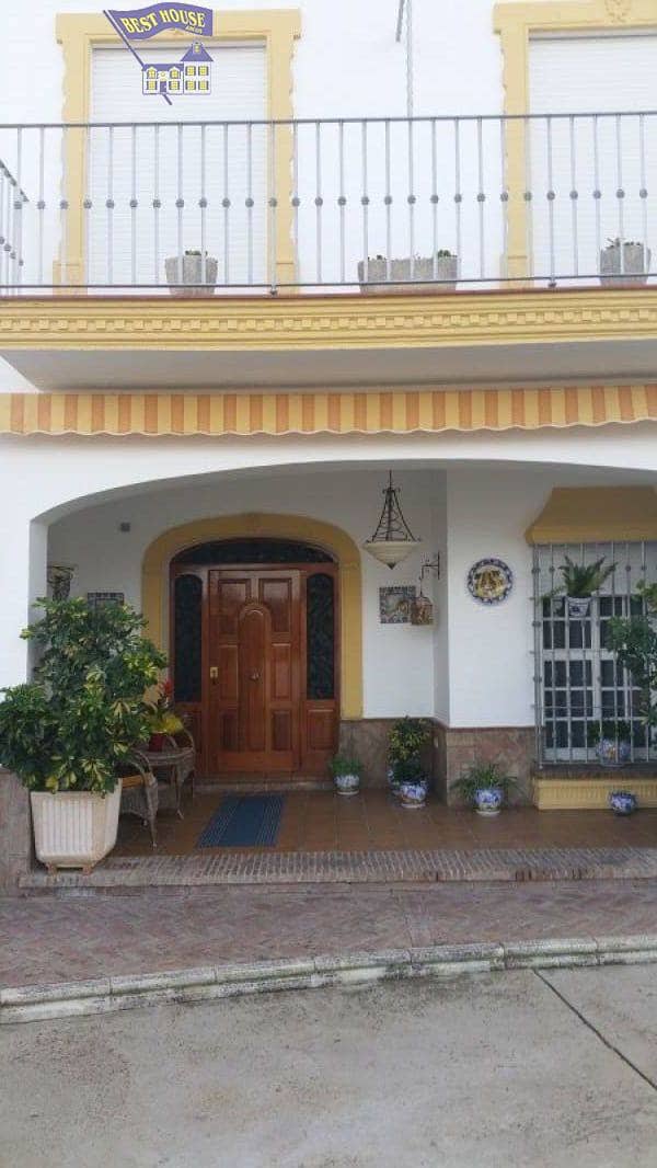 8 soverom Villa til salgs i Arcos de la Frontera med svømmebasseng garasje - € 540 000 (Ref: 3564938)