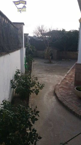Chalet de 8 habitaciones en Arcos de la Frontera en venta con piscina garaje - 540.000 € (Ref: 3564938)