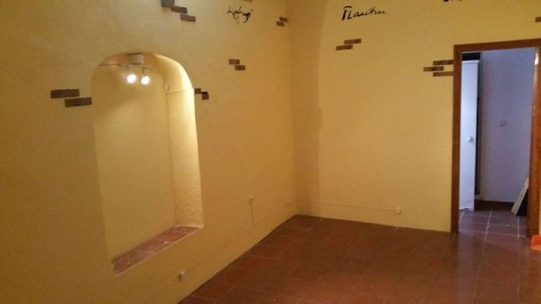 Erhverv til salg i Arcos de la Frontera - € 70.000 (Ref: 3565055)