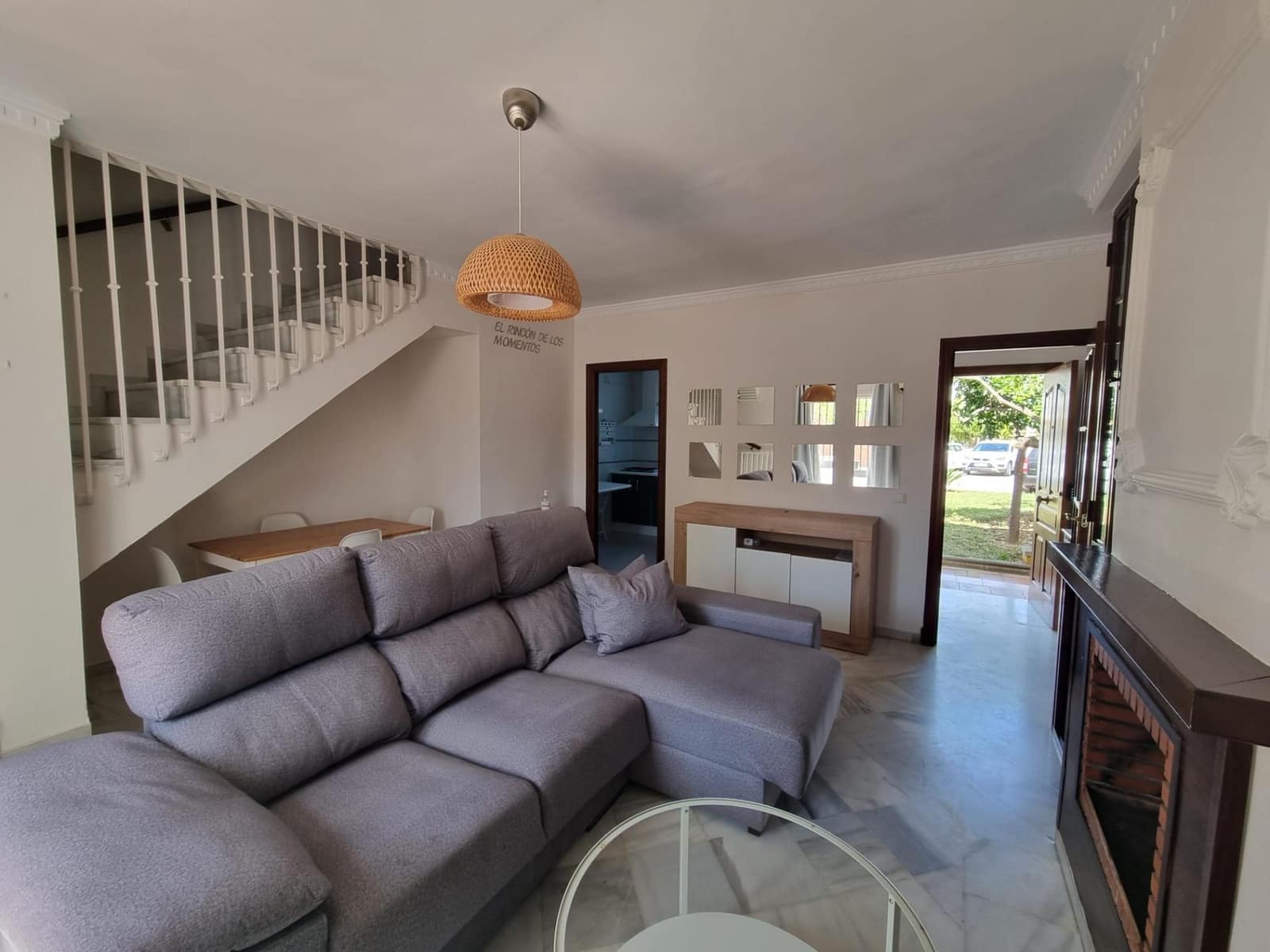 3 bedroom Townhouse for sale in Arcos de la Frontera with garage - € 140,000 (Ref: 3823037)